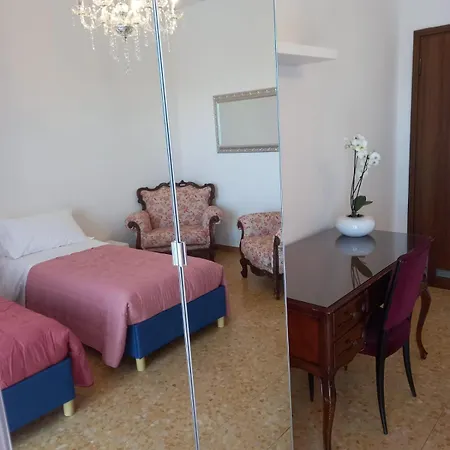 Casa Porta Vescovo 12 아파트 베로나