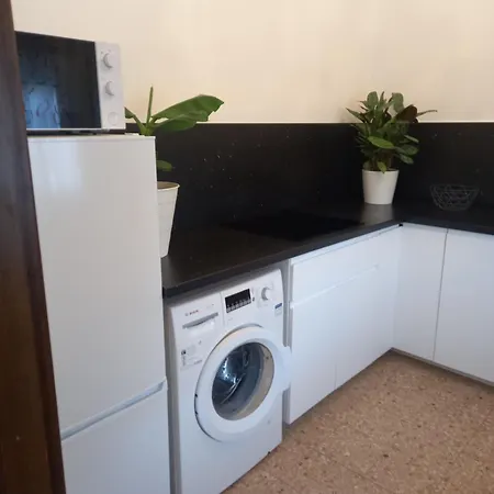 Casa Porta Vescovo 12 * 베로나