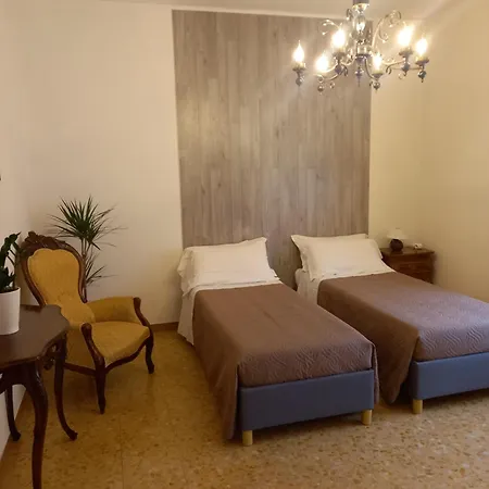 Casa Porta Vescovo 12
