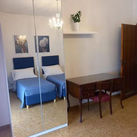 Casa Porta Vescovo 12 아파트 베로나